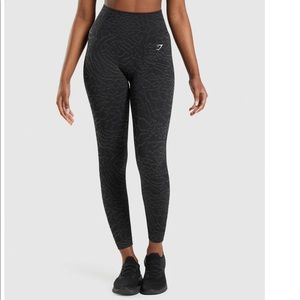 Black/charcoal/gray leggings